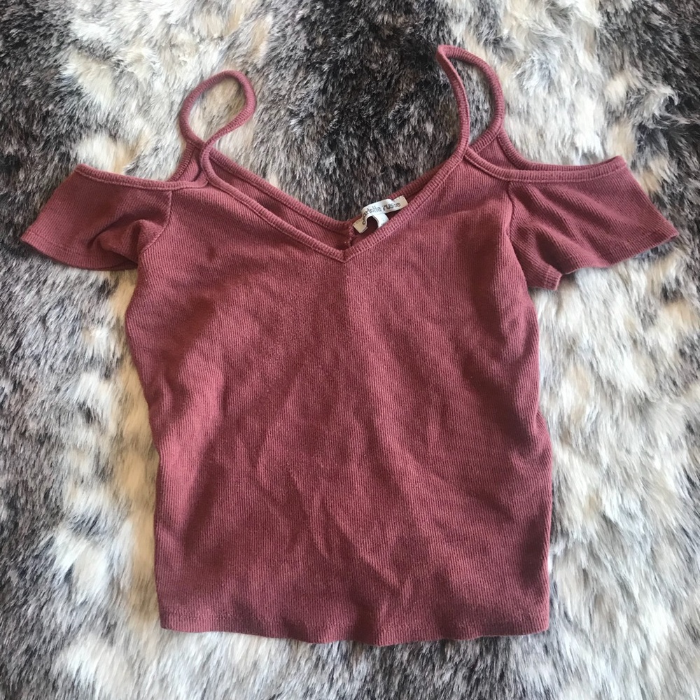 Cold Shoulder Crop Top